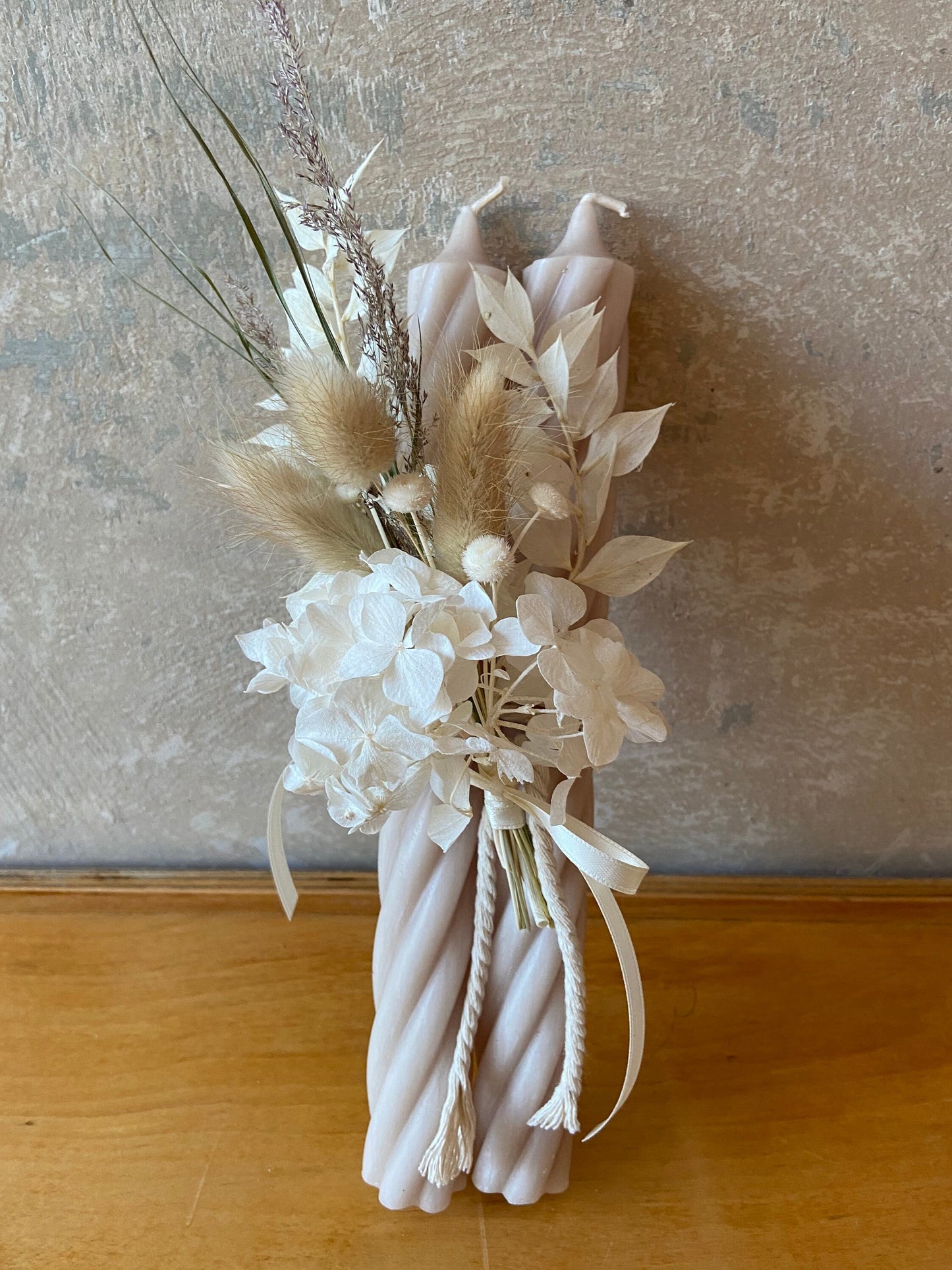 Kerze | Trockenblumen Sträußchen