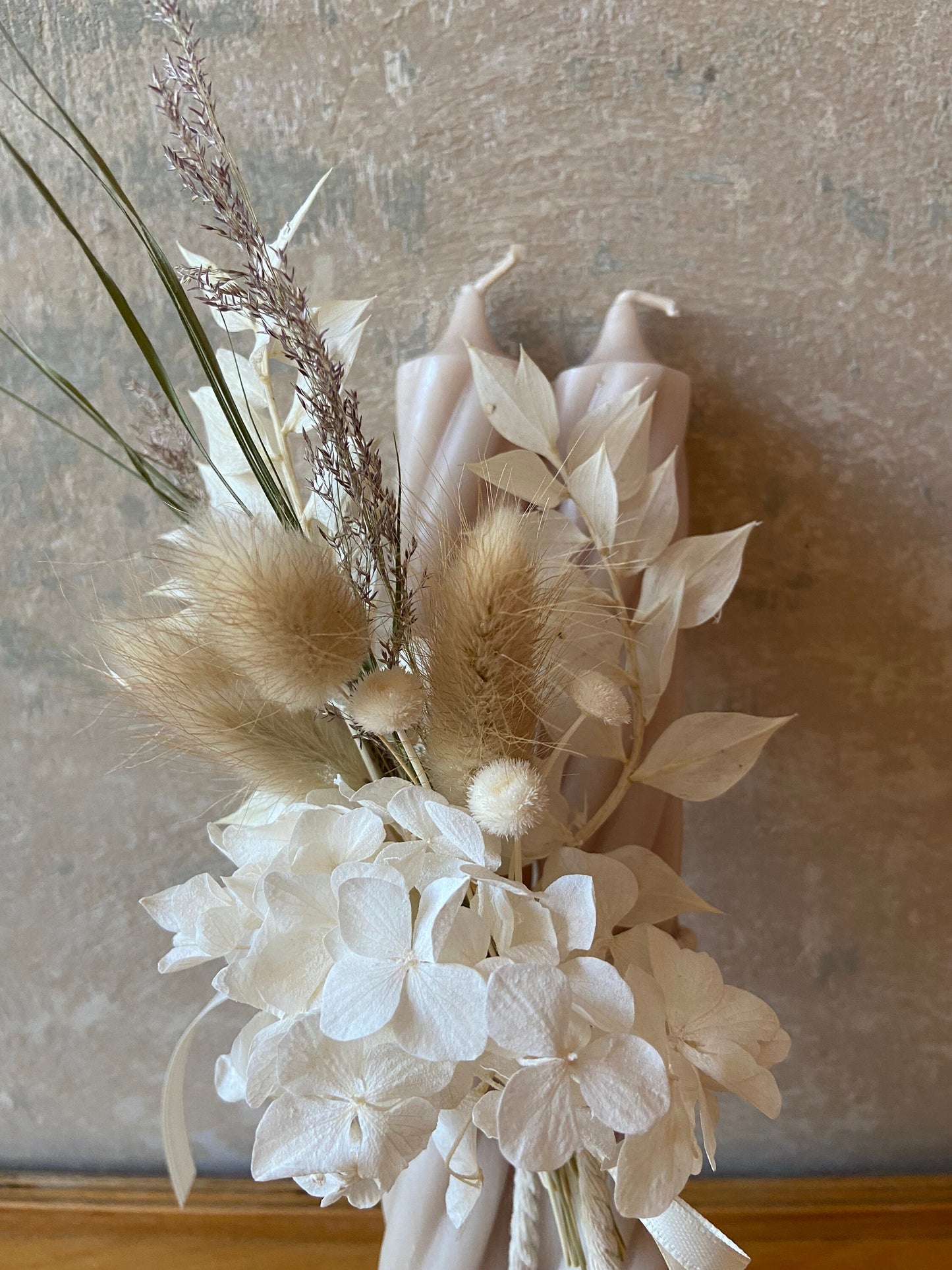 Kerze | Trockenblumen Sträußchen