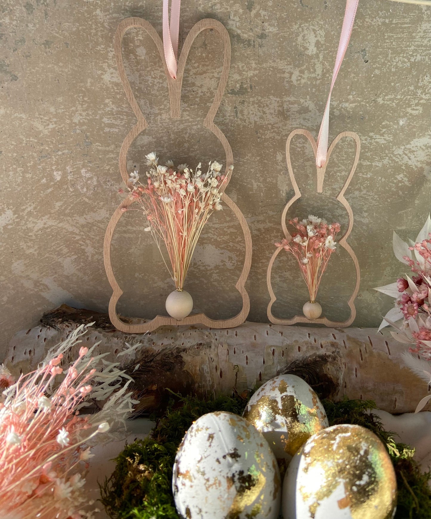 Hase | Osterhase | Holzhase | getrocknete Blüten | Ostern | Ostertisch | Osterdeko |Trockenblumen | Deko | Einladung | Tischdeko | Anhänger