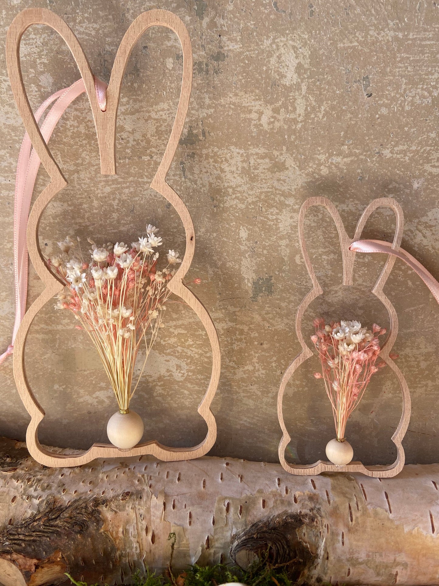 Hase | Osterhase | Holzhase | getrocknete Blüten | Ostern | Ostertisch | Osterdeko |Trockenblumen | Deko | Einladung | Tischdeko | Anhänger