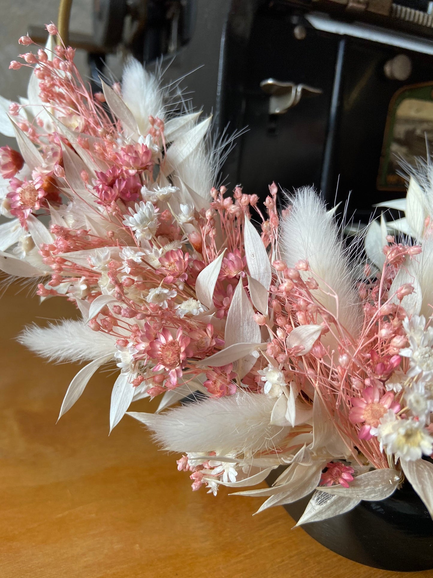 Herz | Trockenblumen | Schleifenband | rosa | weiß | gold | kleines Herz | getrocknete Blüten Gräser | kleine Geschenke | von Herzen