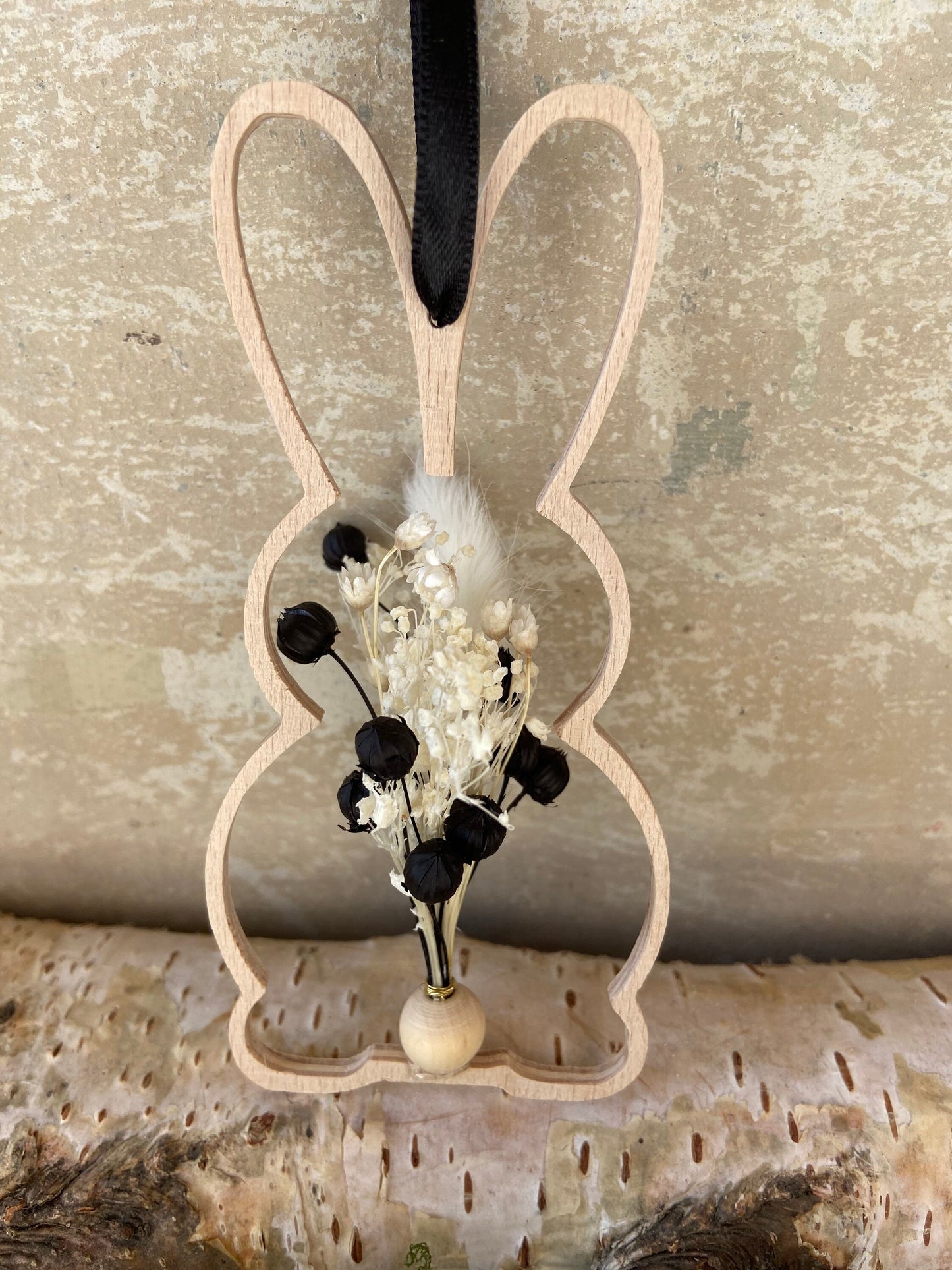 Hase | Osterhase | Holzhase | getrocknete Blüten | Ostern | Ostertisch | Osterdeko |Trockenblumen | Deko | Einladung | Tischdeko | Aufhänger