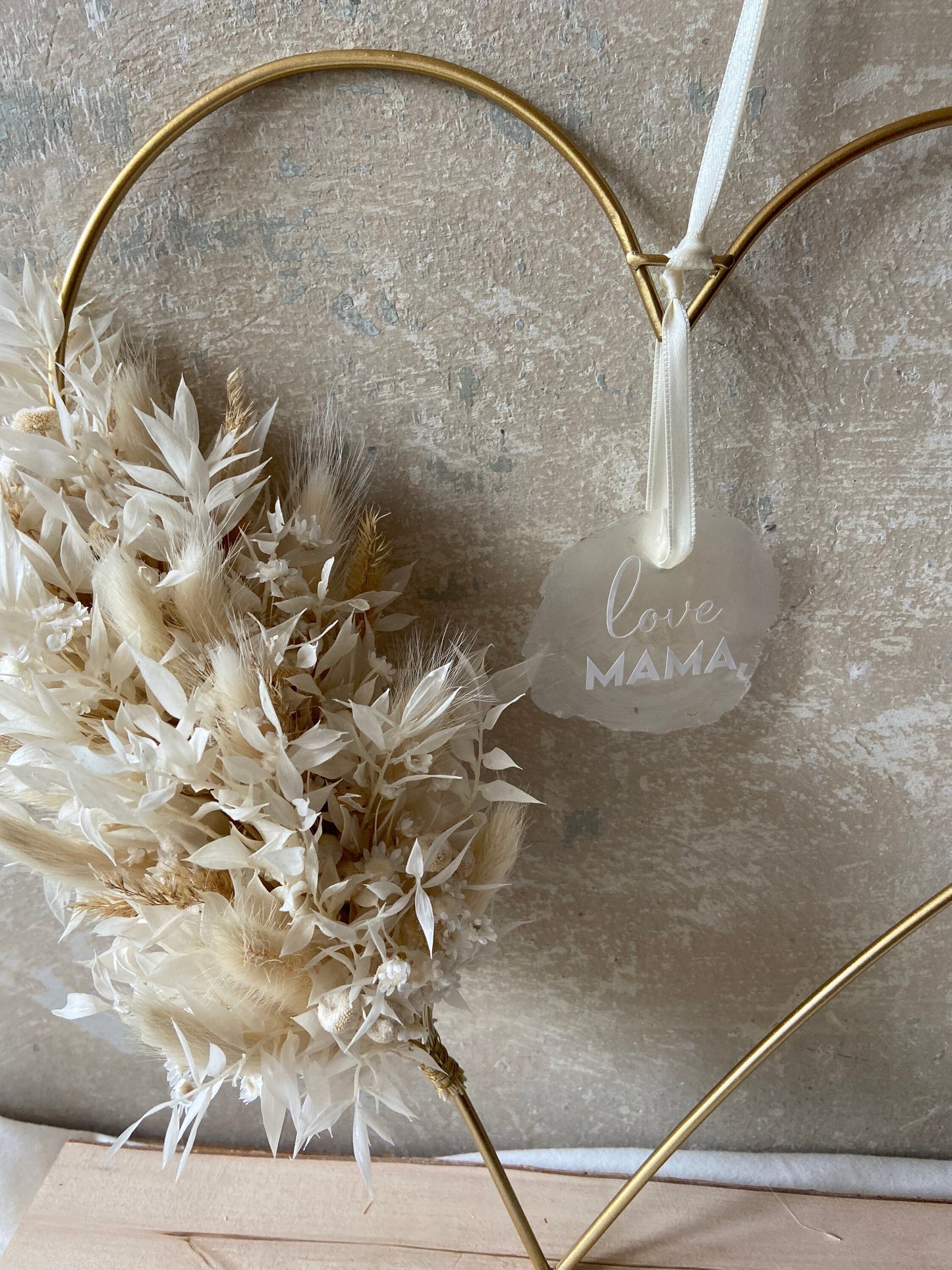 Herz | Trockenblumen | Schleifenband | Muttertag | Hochzeit | Liebe | kleine Geschenke | Gold | Blüten und Gräser | Mama love | Perlmutt