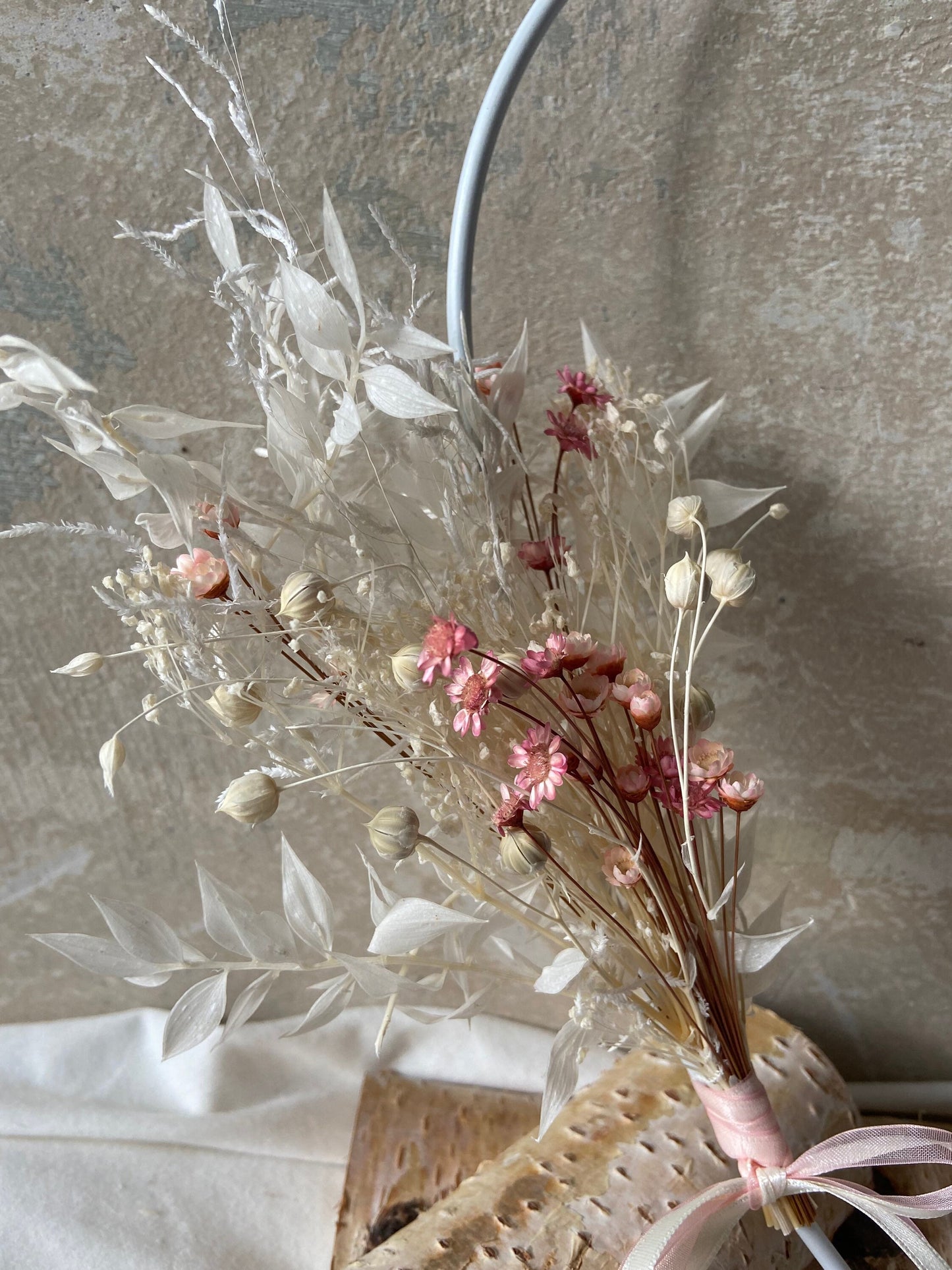 Herz | Trockenblumen | Satinband | weiß | rosa | Muttertag | Love MAMA | Liebe | Vintage Look | Shabby Style | Boho Style | Hochzeit