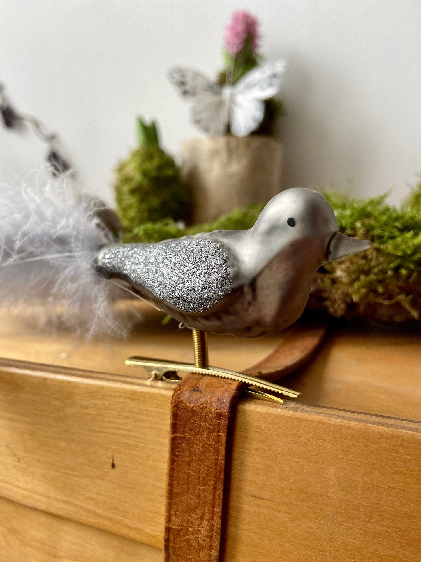 Vogel mit Feder | Glitzer | Frühlingsdeko | Bastelmaterial | Osterdeko | Weihnachten |