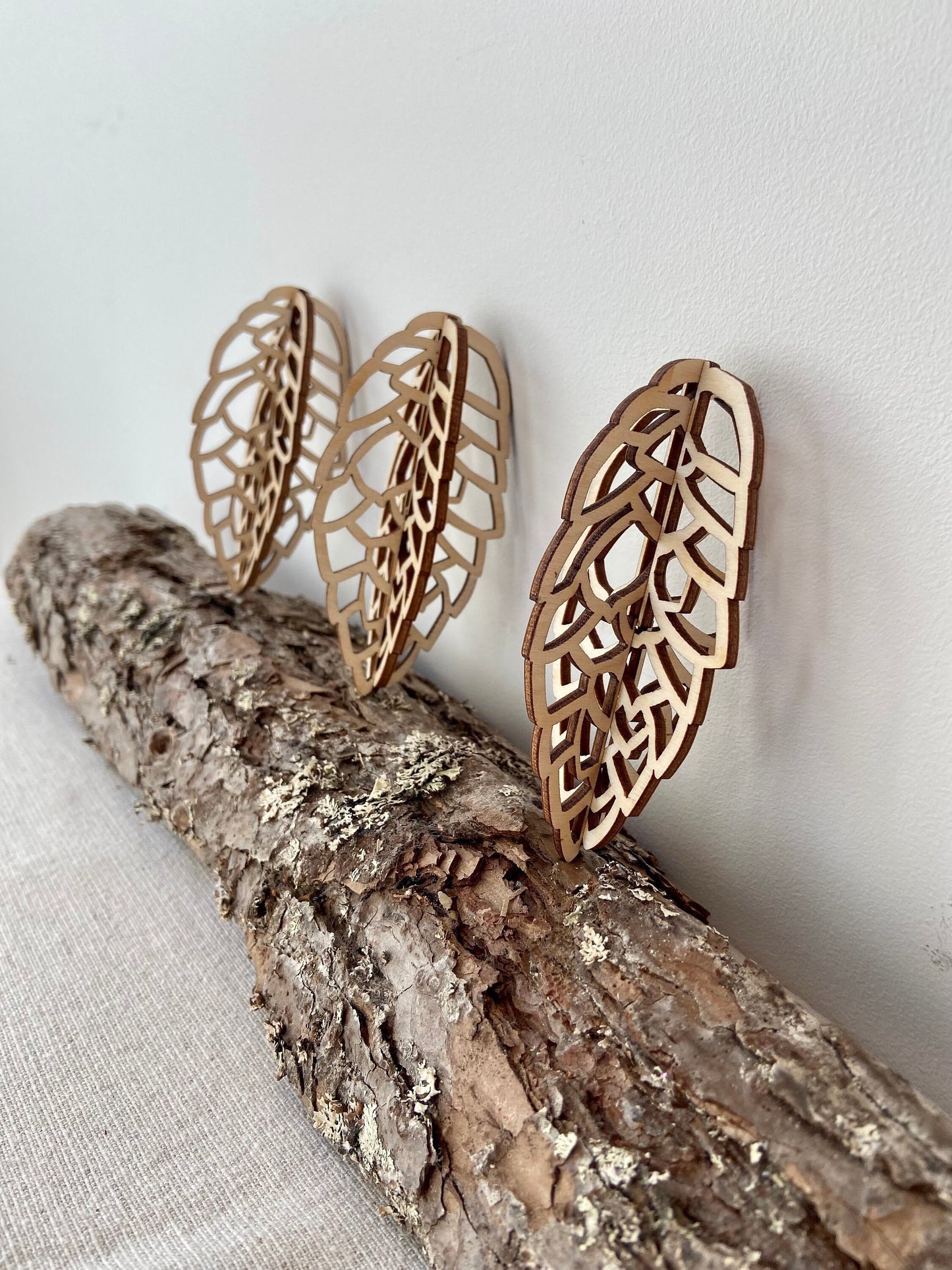Tannenzapfen | Zapfen | Holzzapfen | Weihnachten | Advent | Weihnachtsdeko | Fensterdeko | Anhänger | Adventsdeko | Baumschmuck | Christbaum