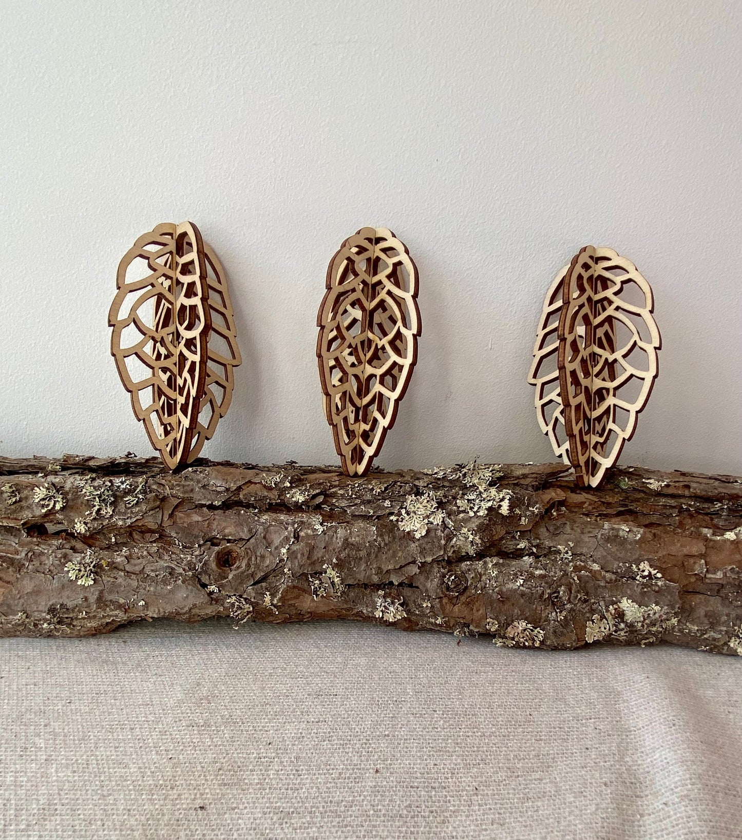 Tannenzapfen | Zapfen | Holzzapfen | Weihnachten | Advent | Weihnachtsdeko | Fensterdeko | Anhänger | Adventsdeko | Baumschmuck | Christbaum