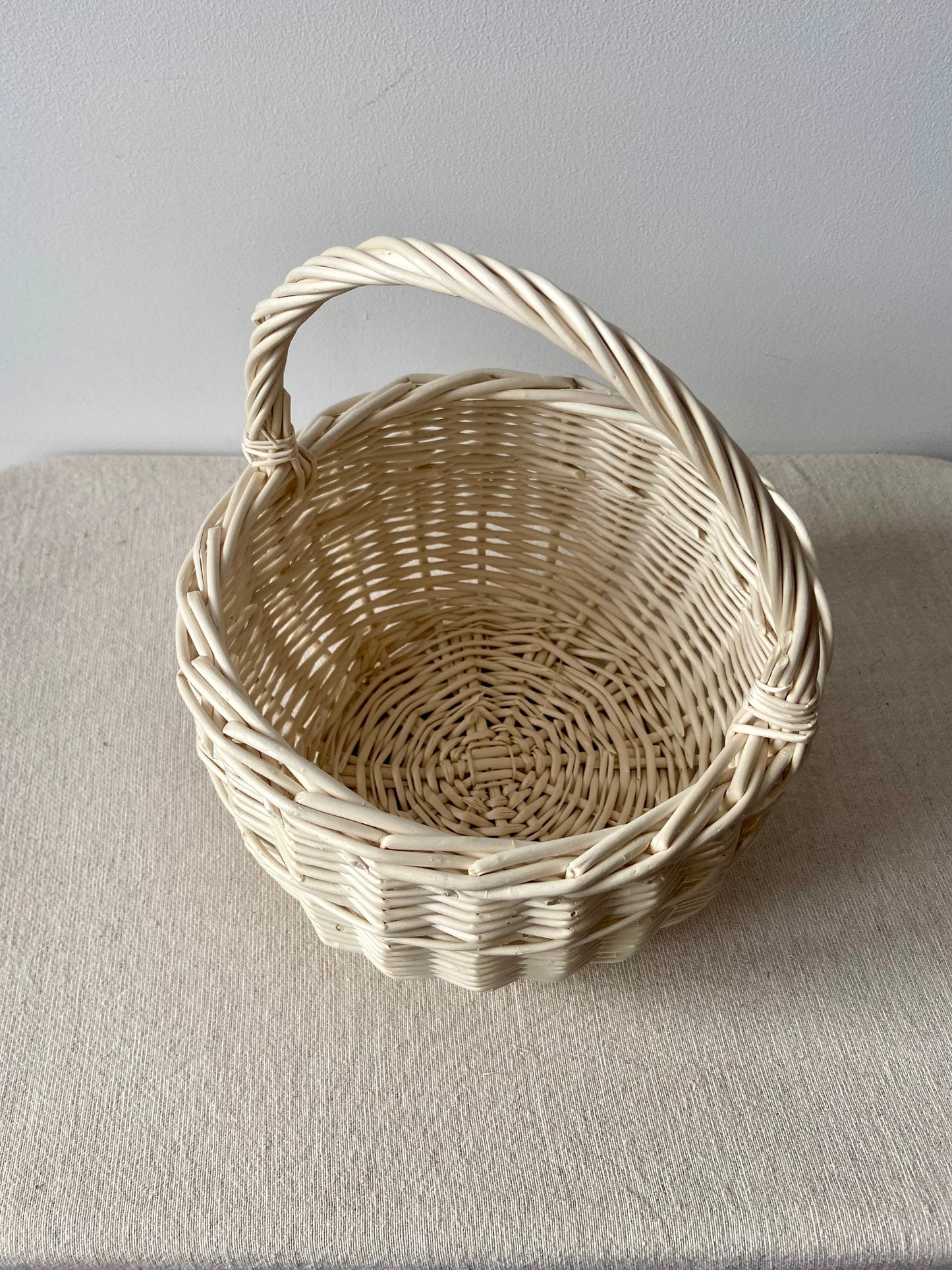 Osterkorb weiß | Weidenkörbchen | | Hasenkopfanhänger | Dekokorb | Weidenkorb | Suchkörbchen | Blütenkorb Hochzeiten | Blumenmädchen |Ostern