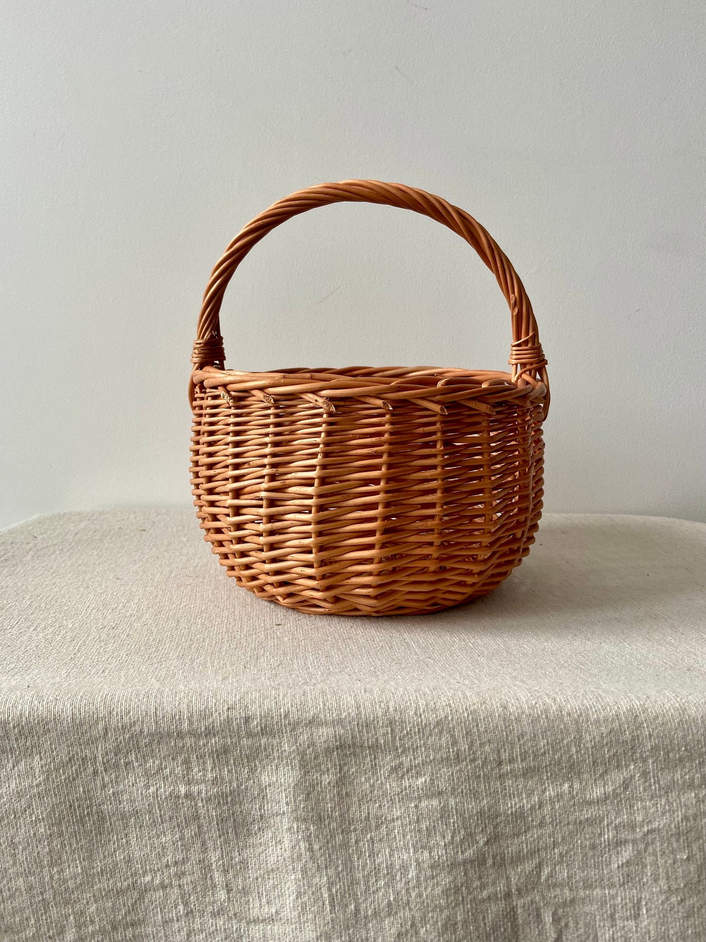 Osterkorb braun| Weidenkörbchen | | Osterhasenanhänger | Dekokorb | Weidenkorb | Suchkörbchen | Blütenkorb für Hochzeiten | Blumenmädchen