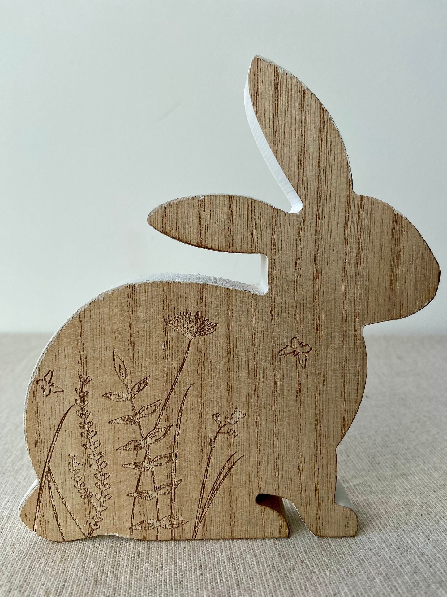 Holzei mit Blüten | weiß | Blumenwiese | Osterei | Holz | Frühling | Frühlingsdeko | Osterdeko | Ostern | Ei