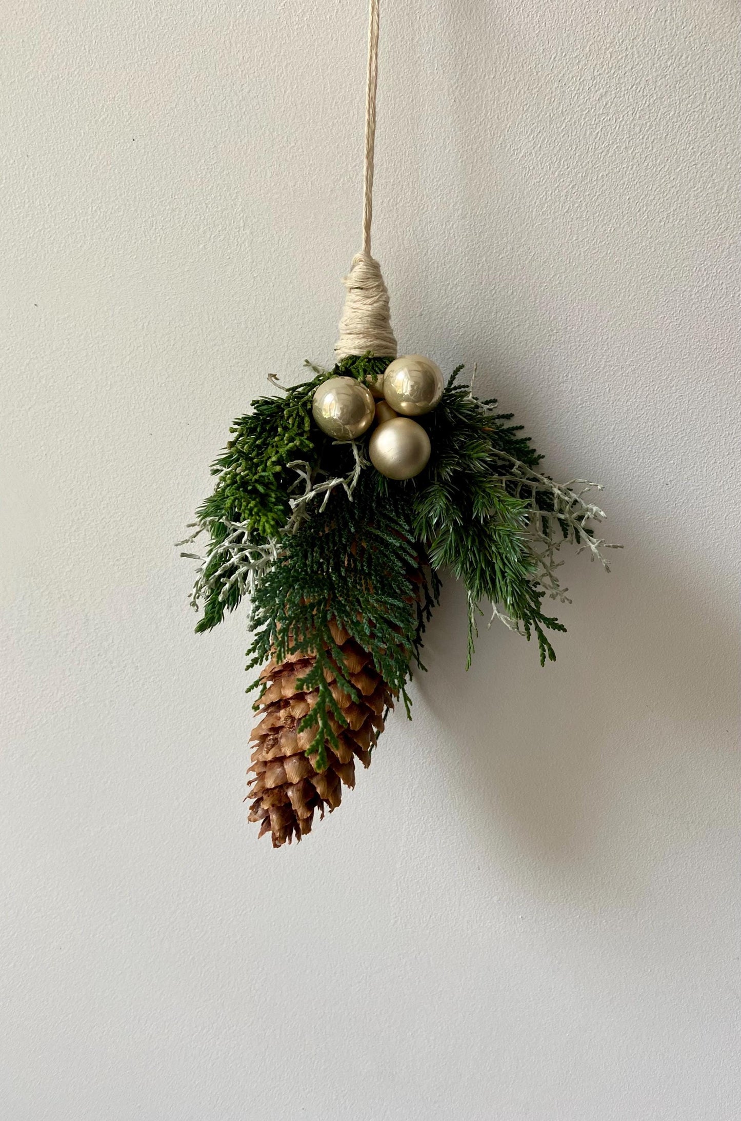 Weihnachtszapfen | Baumanhänger | Weihnachten | Herbst | Advent | Baumschmuck | Christbaum | Fensterdeko | Kugeln | fisches Grün