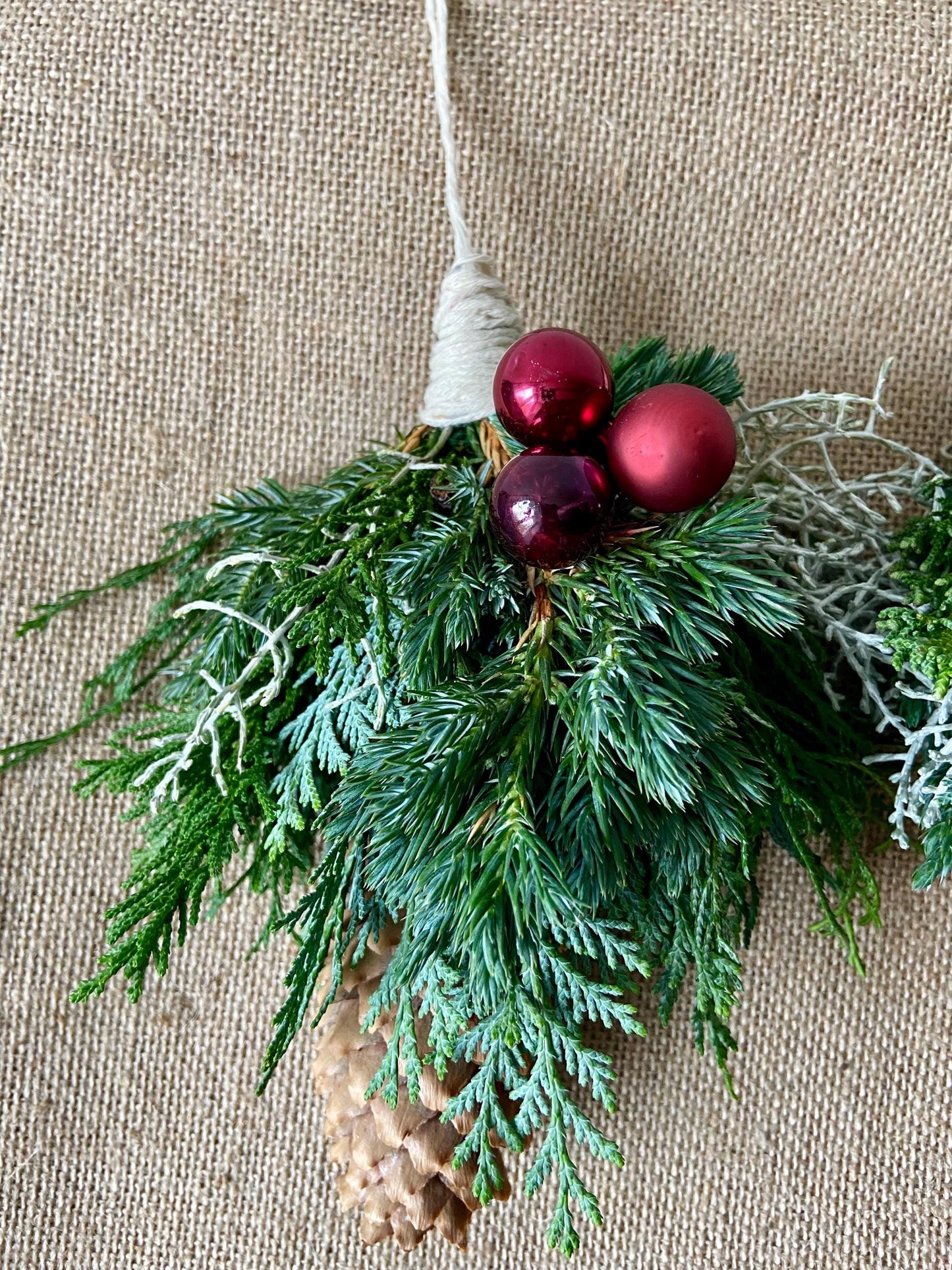 Weihnachtszapfen | Baumanhänger | Weihnachten | Herbst | Advent | Baumschmuck | Christbaum | Fensterdeko | Kugeln | fisches Grün