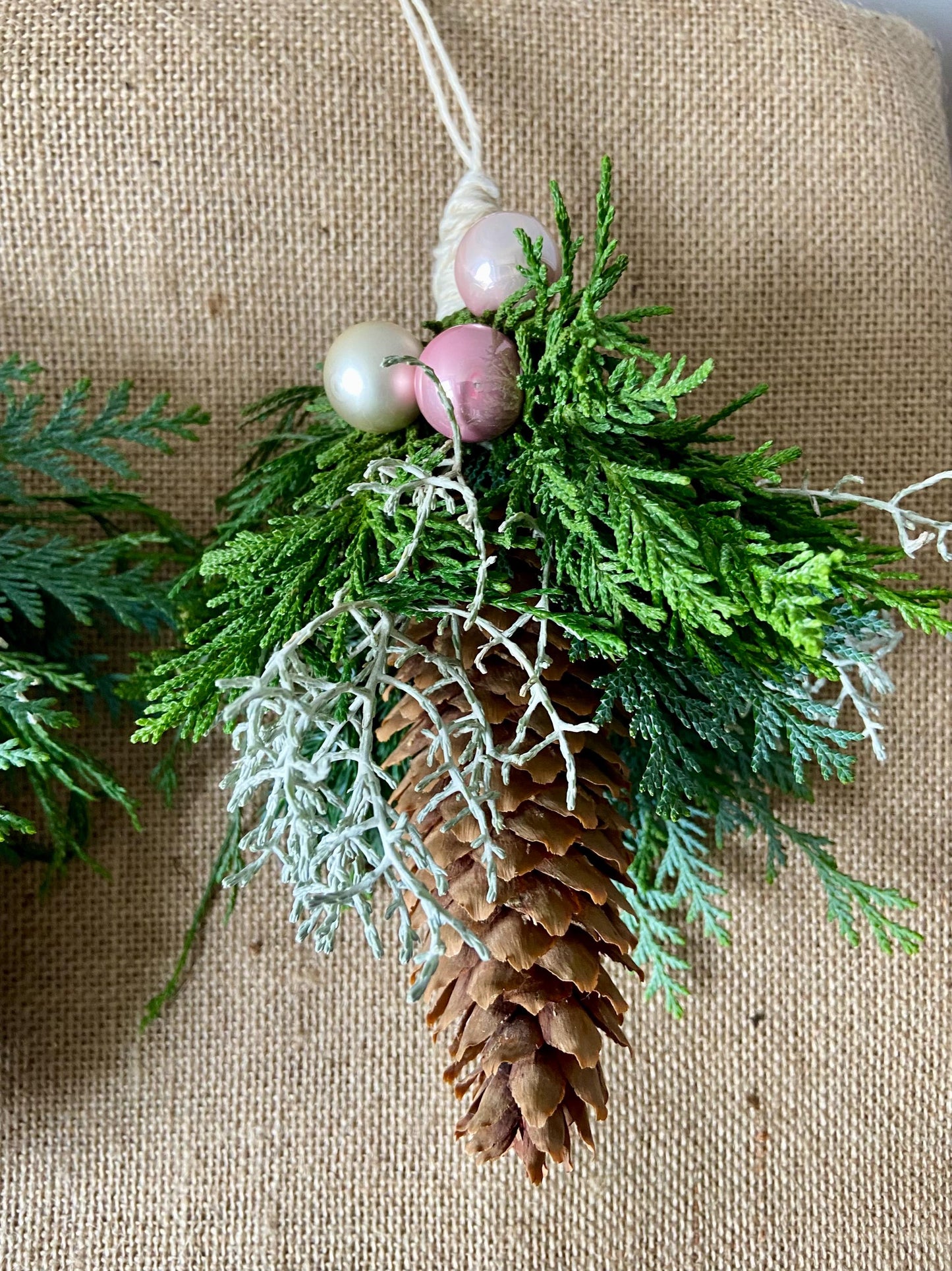 Weihnachtszapfen | Baumanhänger | Weihnachten | Herbst | Advent | Baumschmuck | Christbaum | Fensterdeko | Kugeln | fisches Grün
