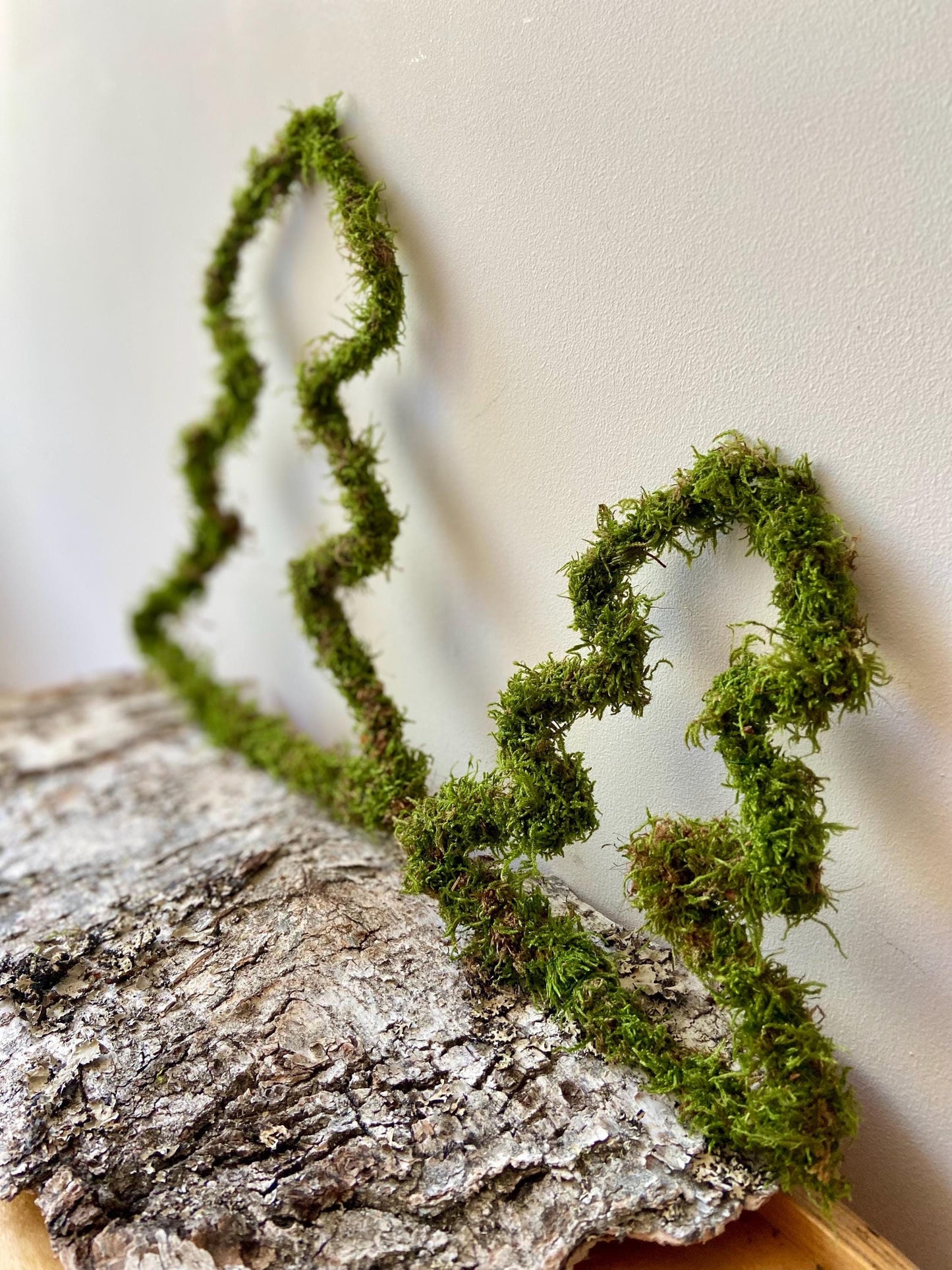 Tannenbaum aus Moos | Türschmuck | Fensterschmuck | Moosbaum | Advent | Weihnachten | Deko | Winter | Naturdeko | Mini-Tannenbaum
