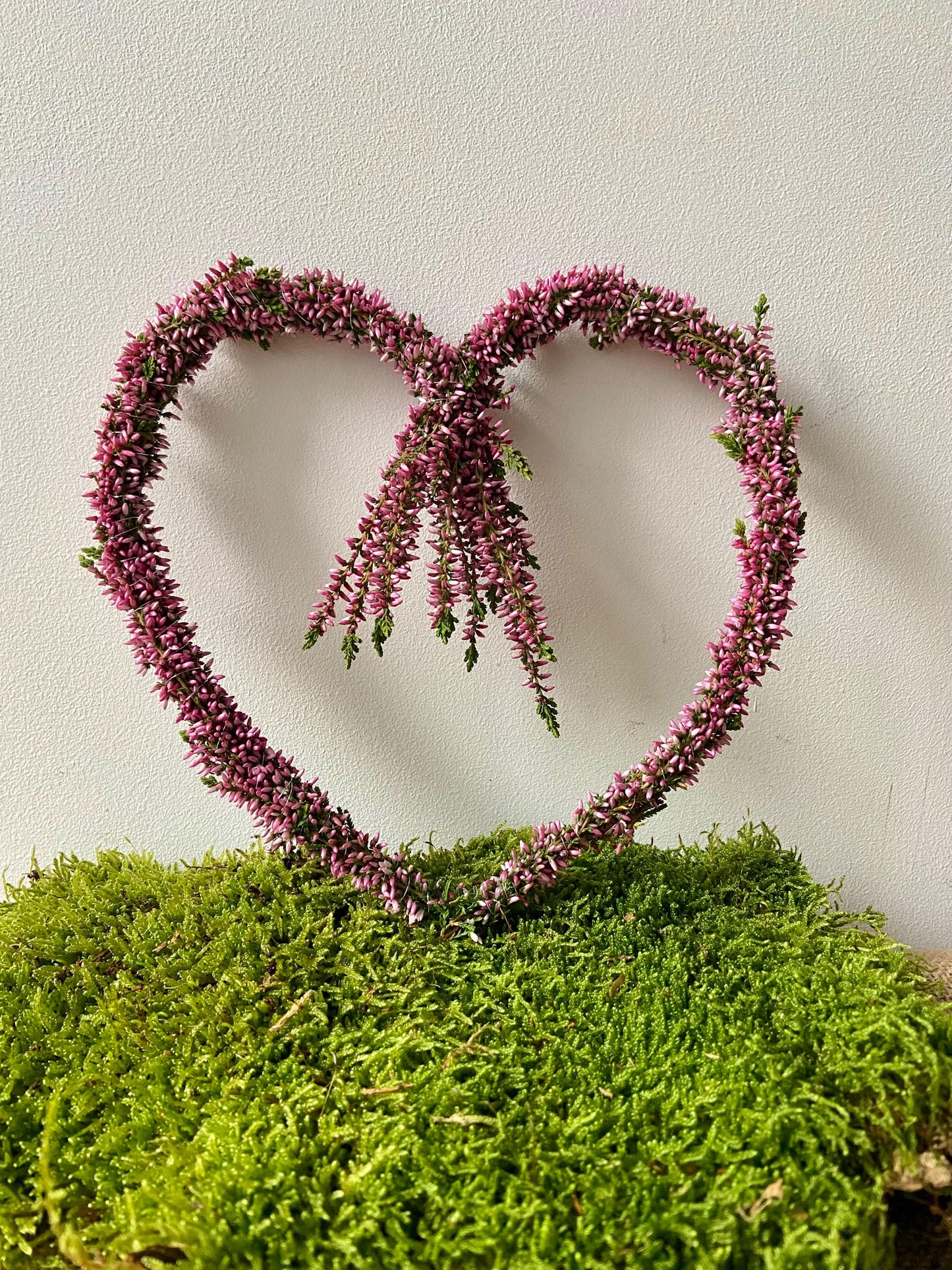 Herz aus Heide rosa | Türschmuck | Fensterschmuck | Heideherz | Advent | Weihnachten | Deko | Naturdeko | Herz | Erika | rosa | Herbst