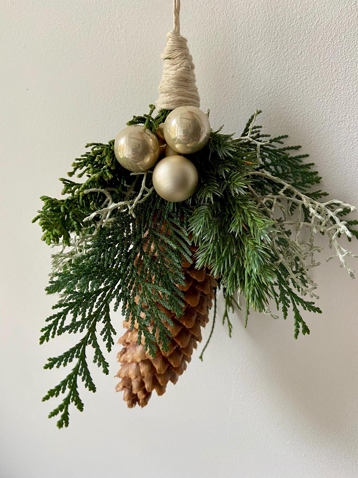 Weihnachtszapfen | Baumanhänger | Weihnachten | Herbst | Advent | Baumschmuck | Christbaum | Fensterdeko | Kugeln | fisches Grün