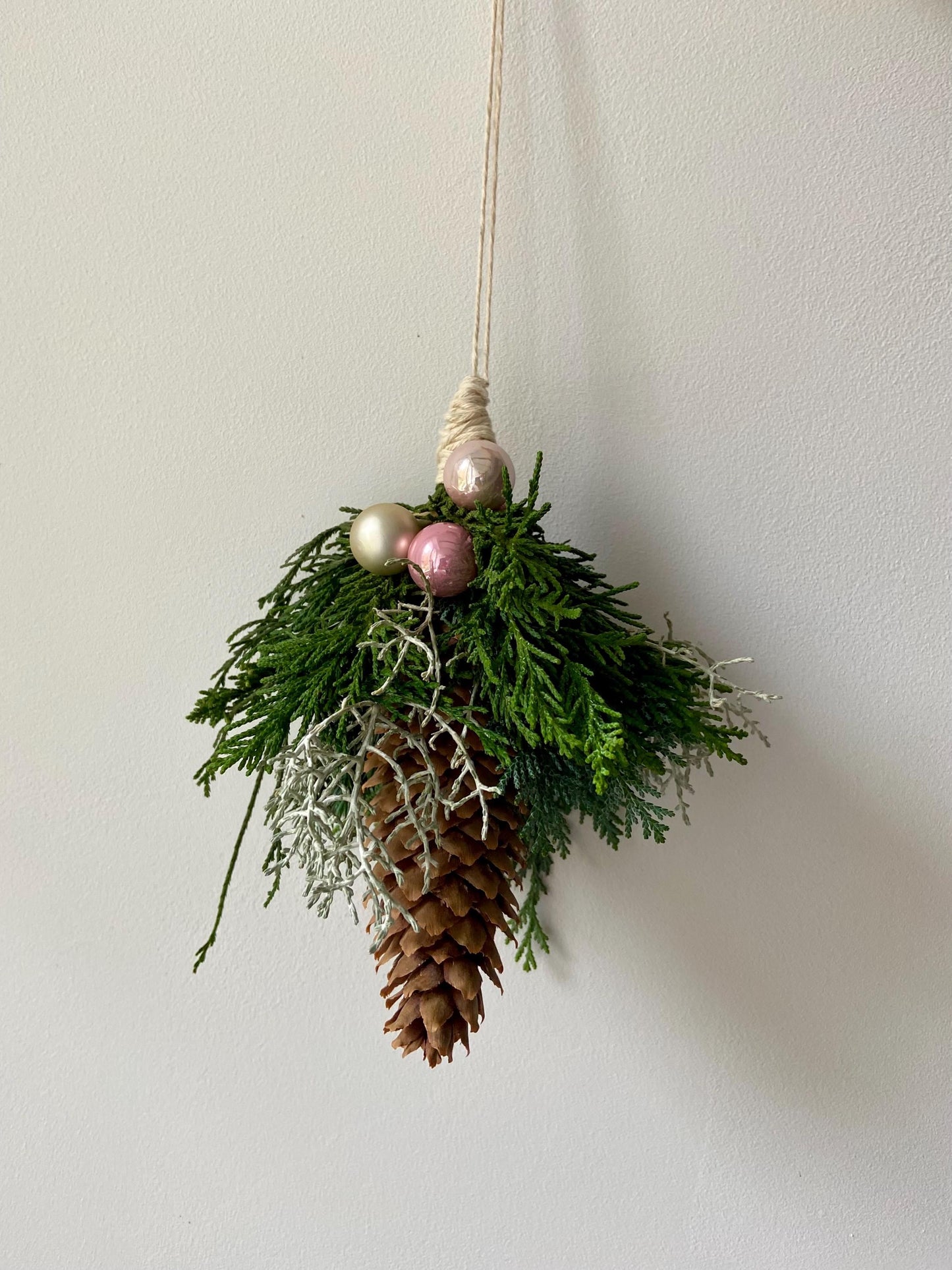 Weihnachtszapfen | Baumanhänger | Weihnachten | Herbst | Advent | Baumschmuck | Christbaum | Fensterdeko | Kugeln | fisches Grün