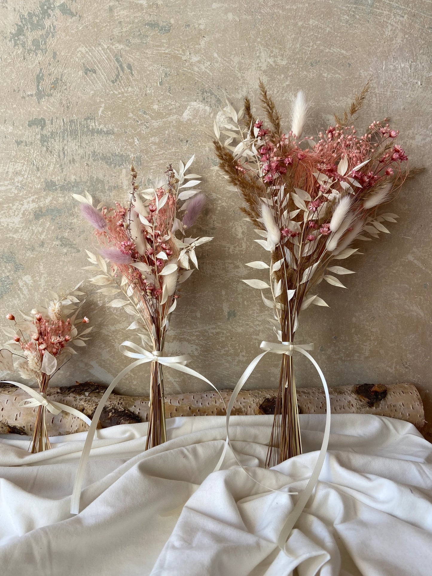Trockenblumenstrauß | rosé | weiß | Vintage-Style | Geschenkidee | Dried Flowers | Trockenblumenliebe | haltbare Sträuße | Wohndeko