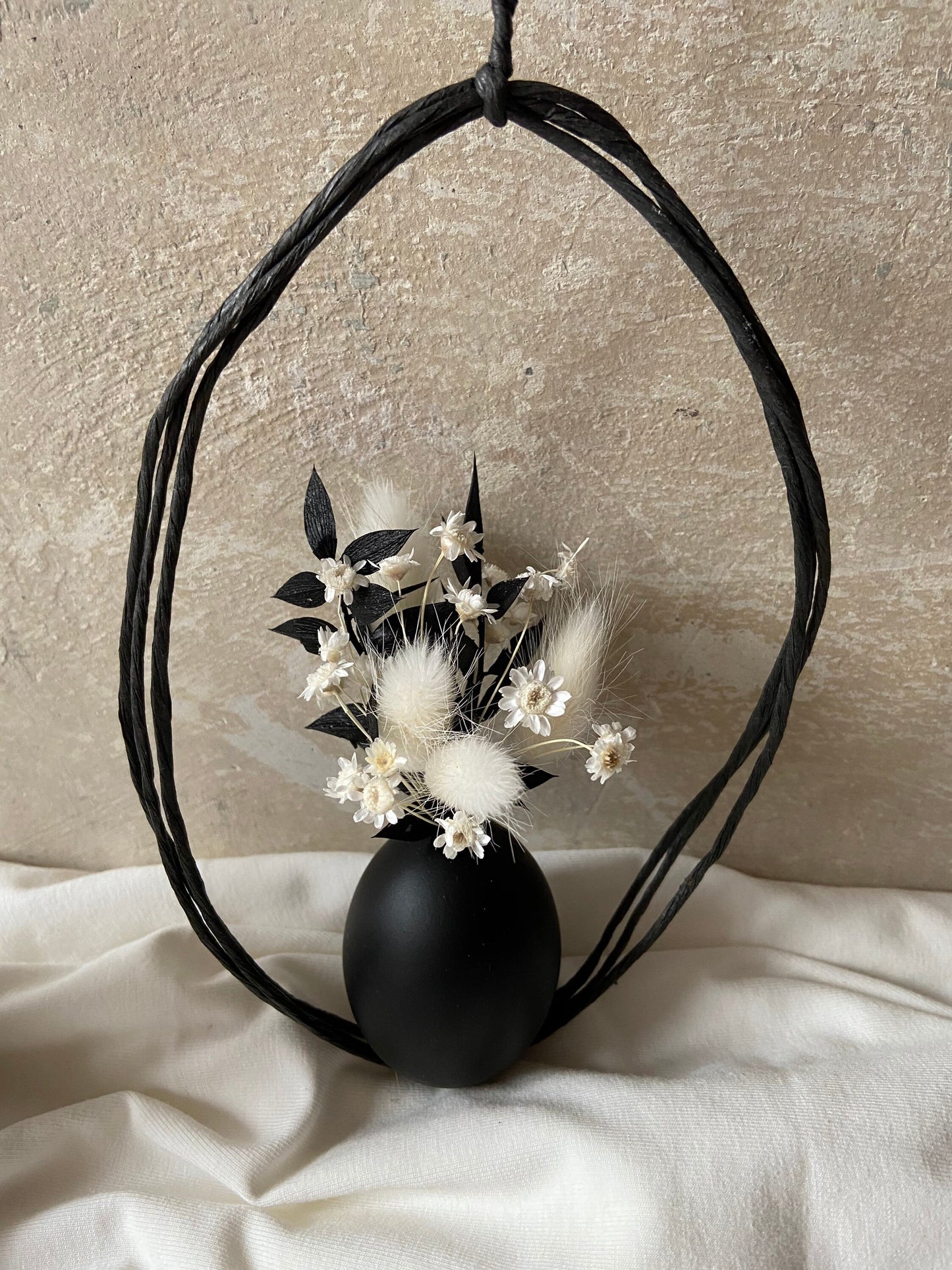 3er Set | Ei | Anhänger | getrocknete Blüten | Ostern | Osterstrauch | Osterdeko | Schwarzweiß | Trockenblumen | schlichte Deko