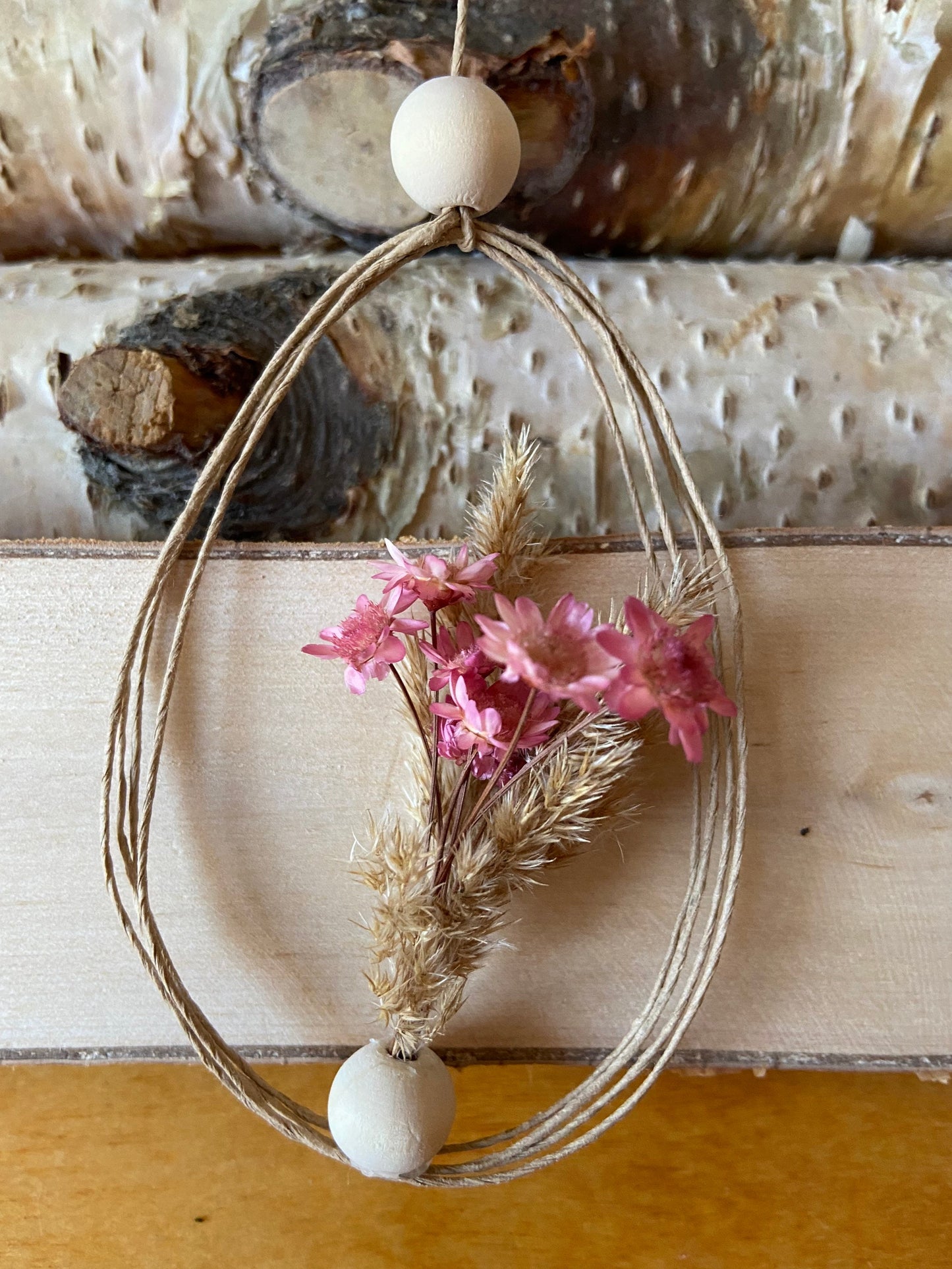 Ei | Anhänger | getrocknete Blüten | Holzperlen | Ostern | Osterstrauch | Osterdeko