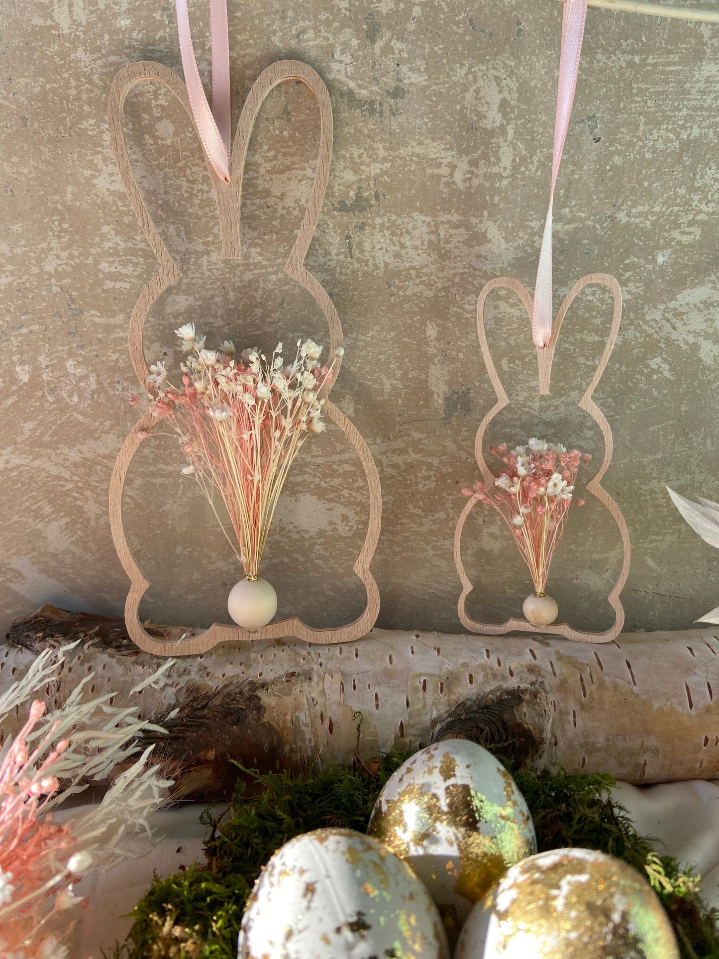 Hase | Osterhase | Holzhase | getrocknete Blüten | Ostern | Ostertisch | Osterdeko |Trockenblumen | Deko | Einladung | Tischdeko | Anhänger