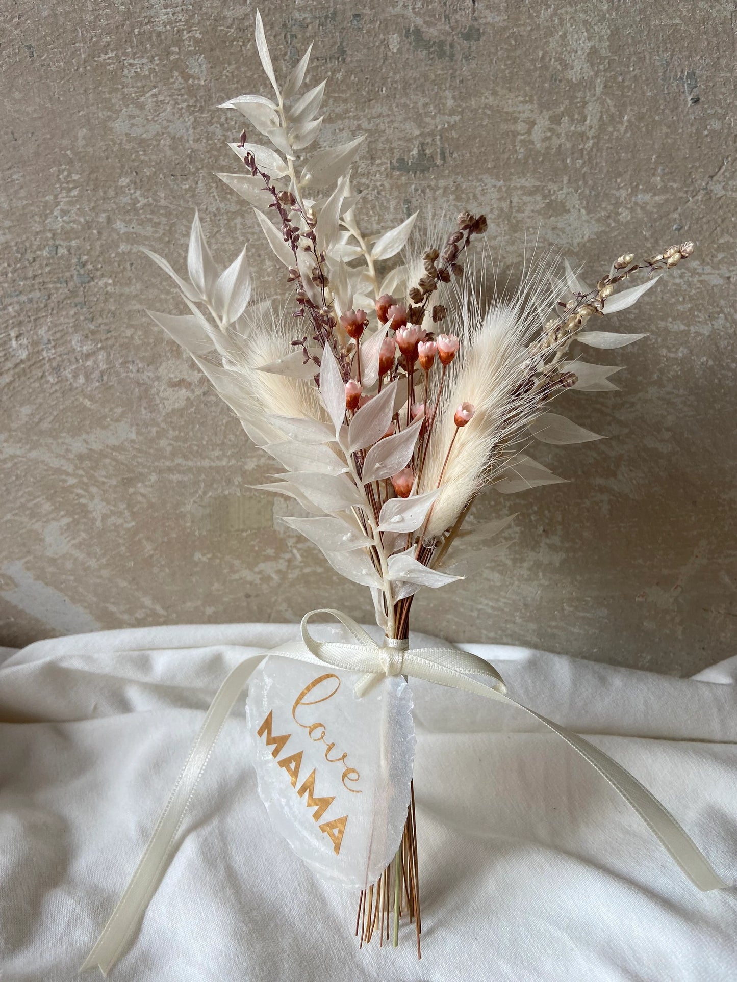 Trockenblumenstrauß | klein | rosa | Blüten und Gräser | Muttertag | Mama love | Hochzeit | Jungesellinenabschied | Mitgebsel | Geschenk