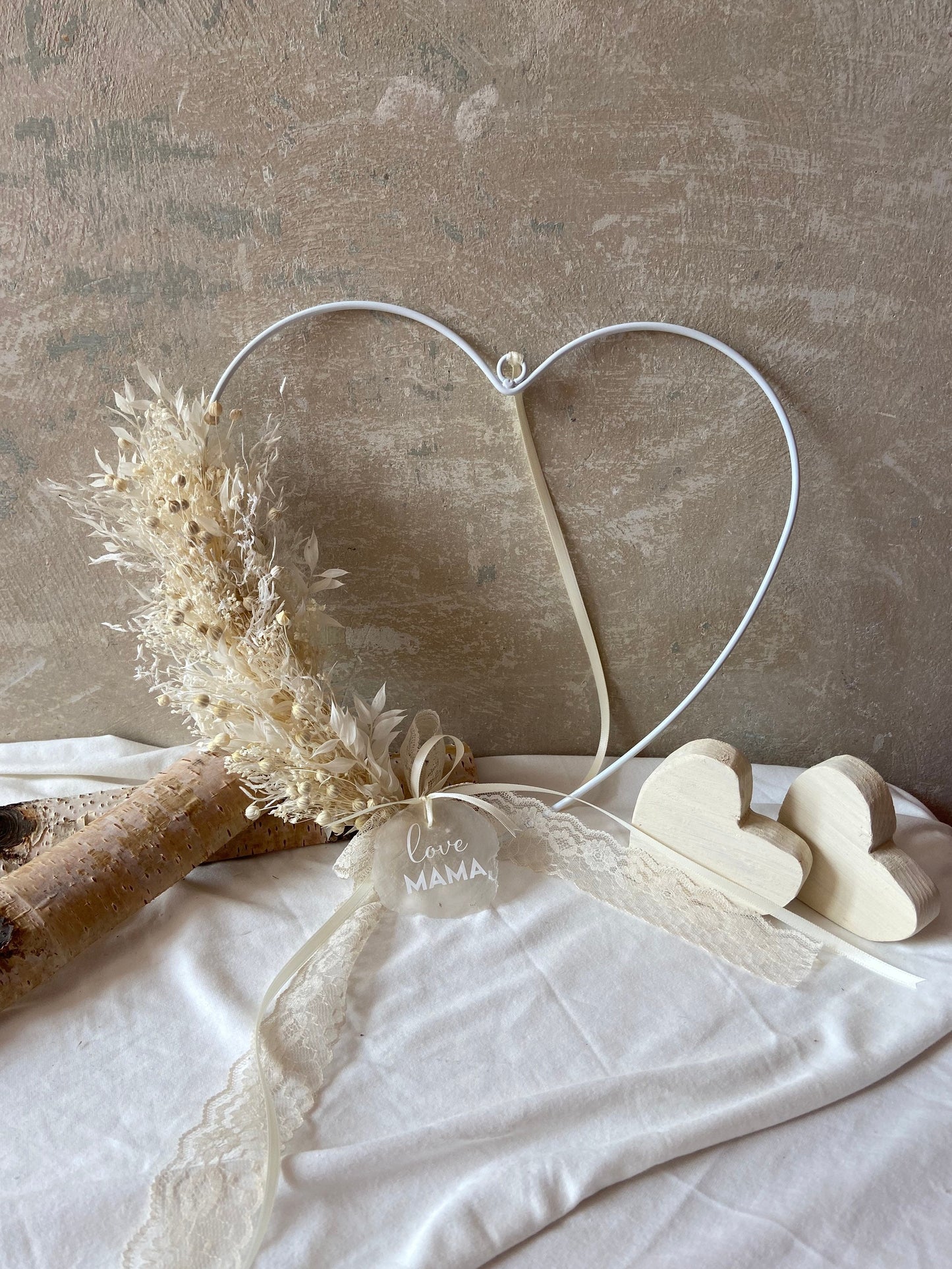 Herz | Trockenblumen | Satinband | weiß | Muttertag | Love MAMA | Liebe | Vintage Look | Shabby Style | Boho Style | Scandi Look | Hochzeit