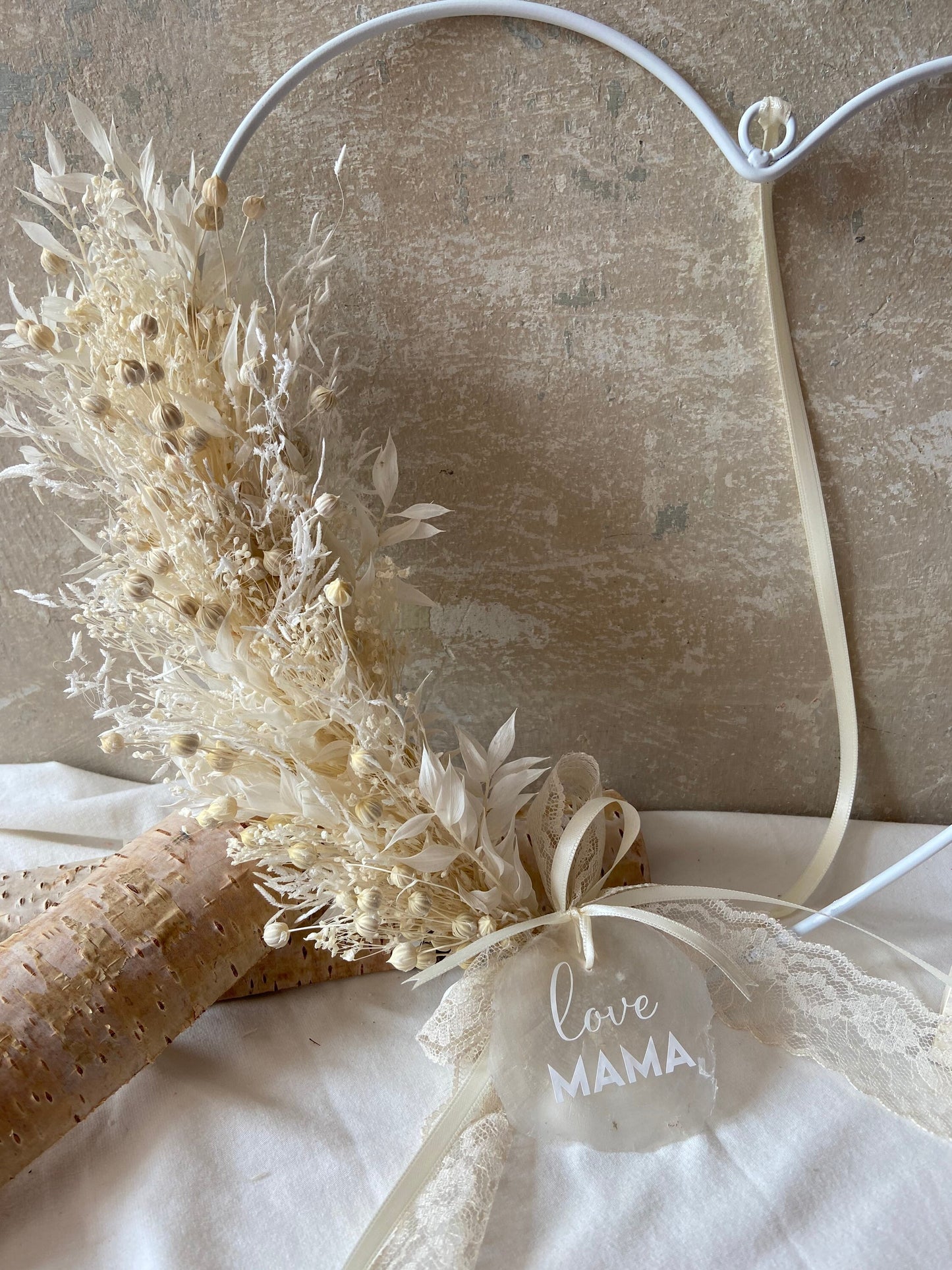 Herz | Trockenblumen | Satinband | weiß | Muttertag | Love MAMA | Liebe | Vintage Look | Shabby Style | Boho Style | Scandi Look | Hochzeit