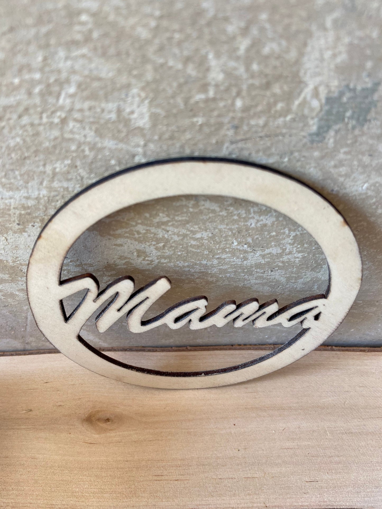 Holzanhänger | Muttertag | Mama love | Geschenk | Liebe | Schriftzug | Laser | Lasercut