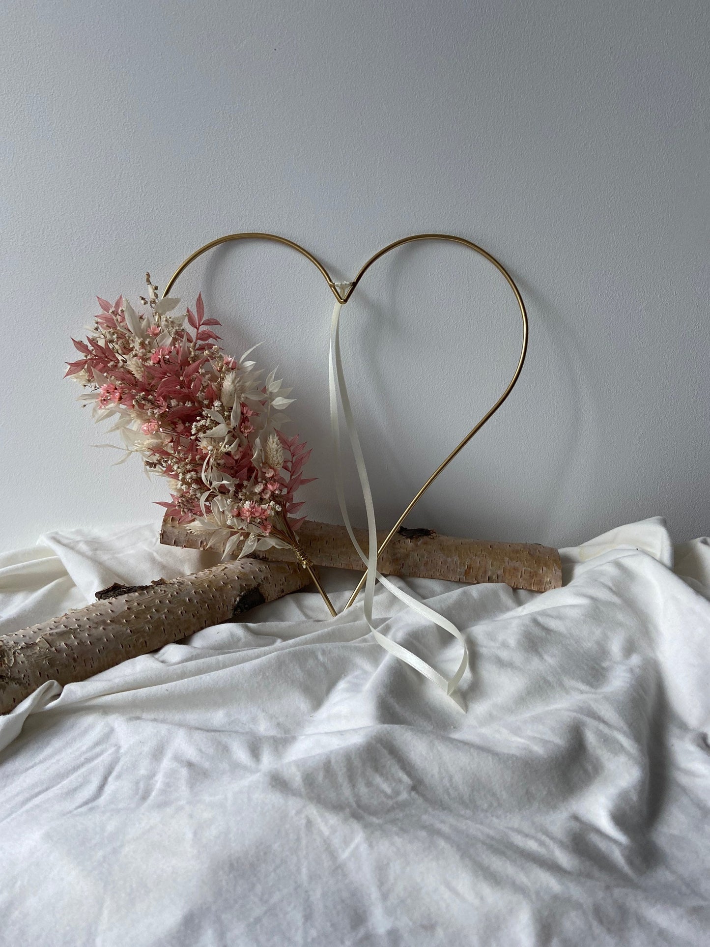 Herz | Trockenblumen | weiß | rosé | Hochzeit | Muttertag | Liebe | Türschmuck | von Herzen | Geschenk | Jungesellinenabschied