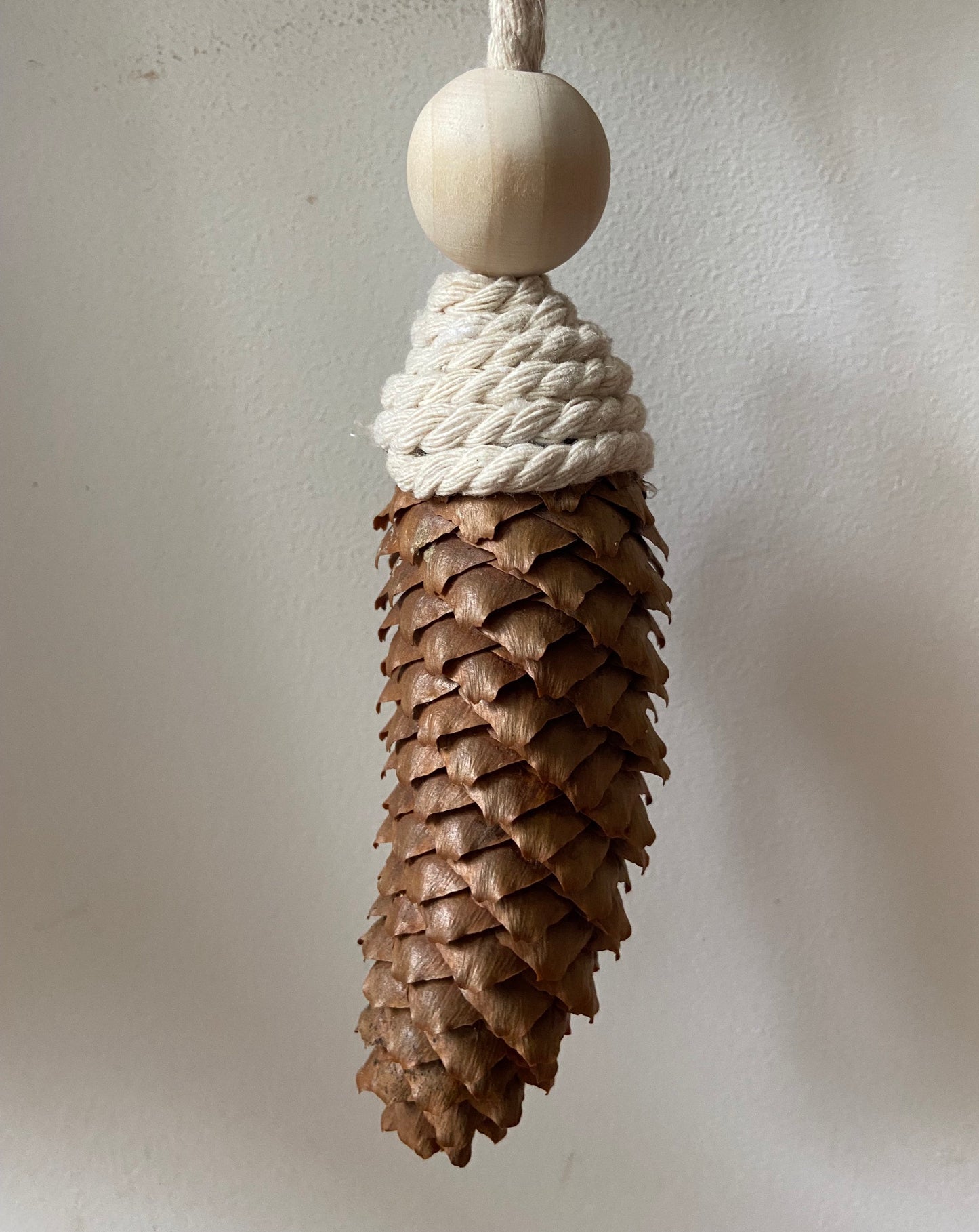Zapfen der Fichte | Baumanhänger | natürlich dekorieren | Weihnachten | Herbst | Advent | Baumschmuck | Christbaum | Fensterdeko