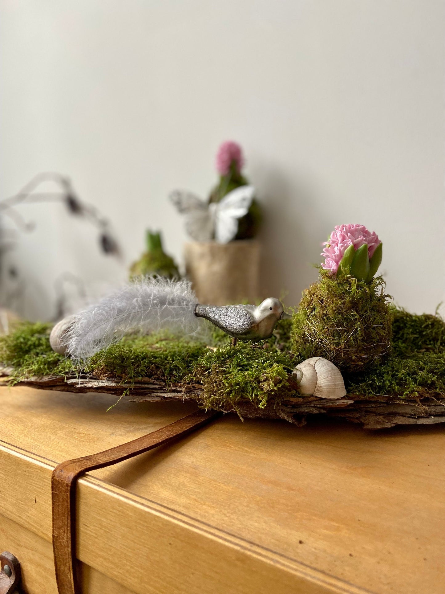 Vogel mit Feder | Glitzer | Frühlingsdeko | Bastelmaterial | Osterdeko | Weihnachten |