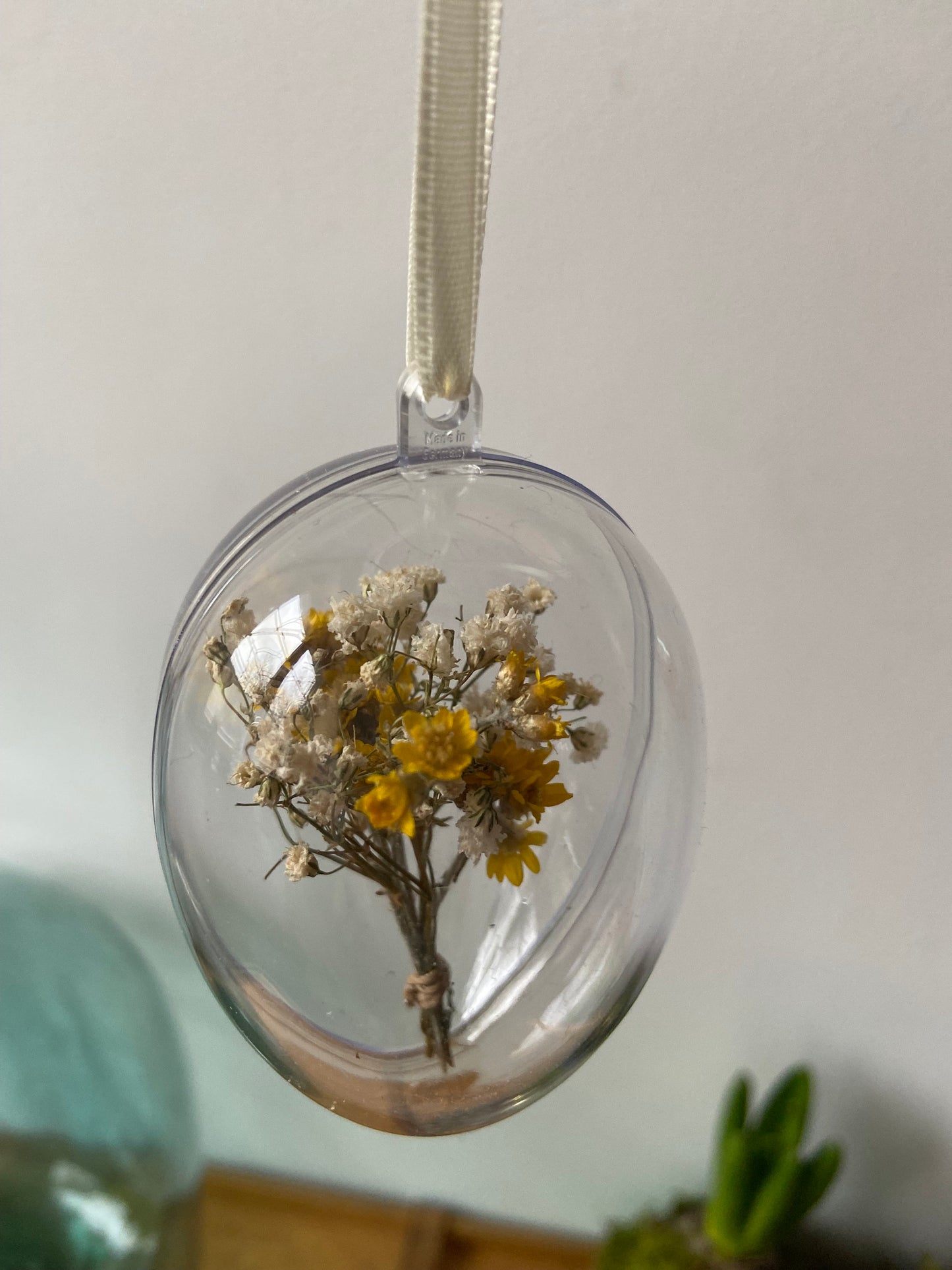 Blüten-Eier | Osterei mit Blüten | Osterdeko | Frühling | Trockenblumen | Acryl | Osterstrauch | Frühlingsboten | zart