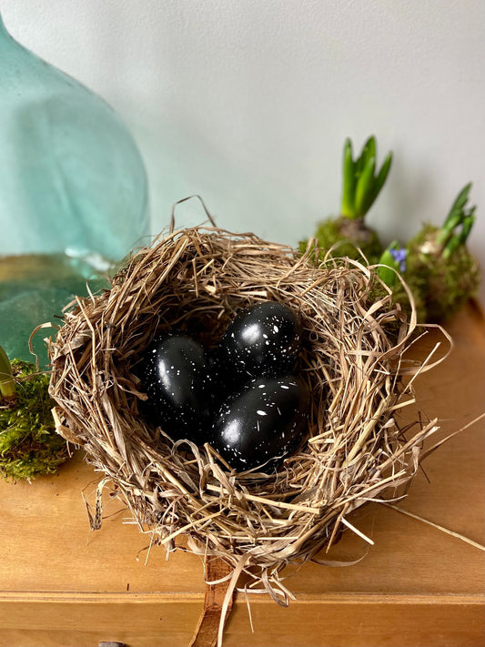 Gänseei schwarz mit weißen Punkten | Ostern | Deko | Osterei | Frühing | Osterdeko