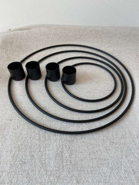 Kerzenhalter | Ringe | Adventskranz | Metallringe | Advent | schwarz | Skandinavisch | schlicht | Weihnachten | Minimalistisch | Wohndeko