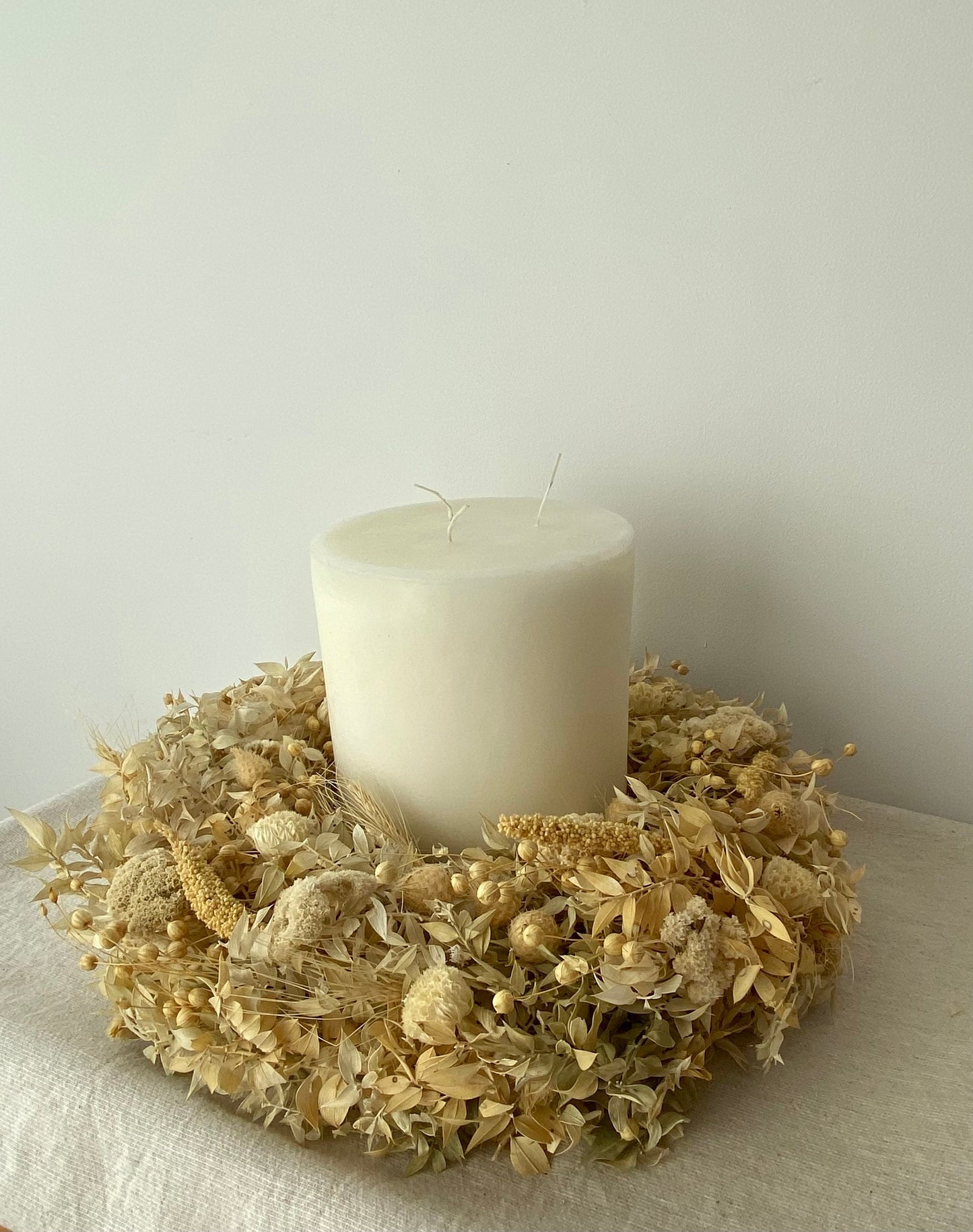 Kranz aus Trockenblumen | Creme | Beige | Trockenblumen | Home Decor | Blumenkranz | Ruskuskranz | Deko | Boho-Style | Skandinavisch