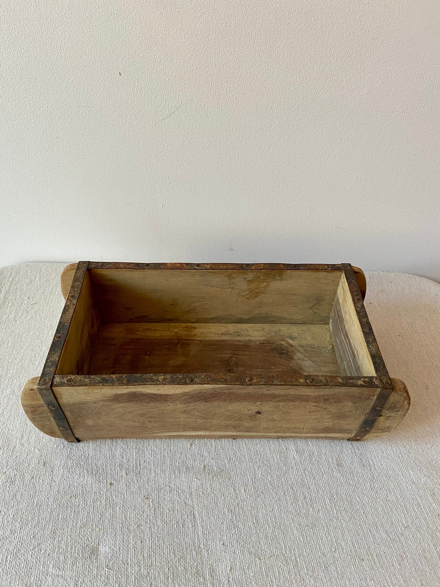 Holzkiste | Antik Look | Natur | Ziegelform | Pflanzkiste | Dekokiste | Backsteinform | Antique | Vintage Look | Metallbeschlag | Tischdeko