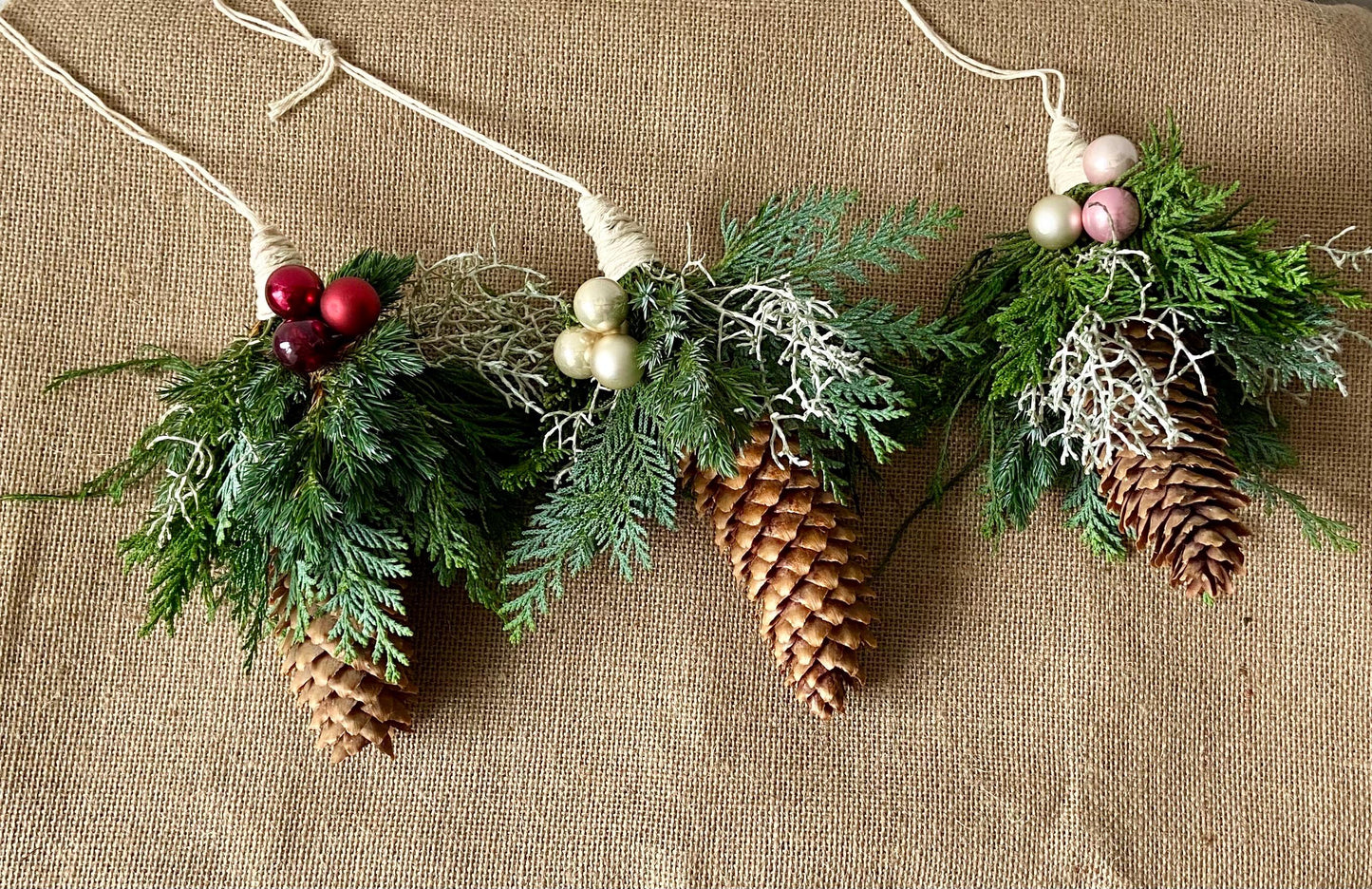Weihnachtszapfen | Baumanhänger | Weihnachten | Herbst | Advent | Baumschmuck | Christbaum | Fensterdeko | Kugeln | fisches Grün
