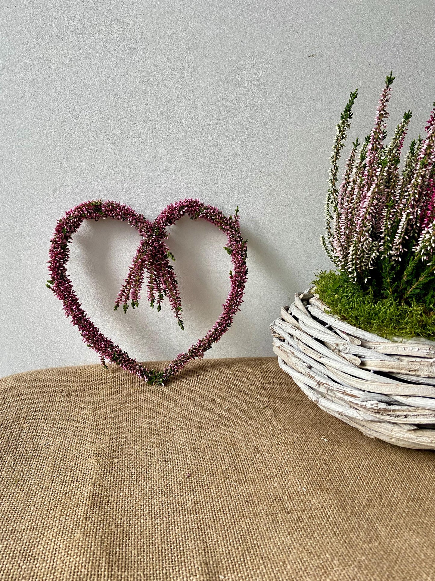 Herz aus Heide rosa | Türschmuck | Fensterschmuck | Heideherz | Advent | Weihnachten | Deko | Naturdeko | Herz | Erika | rosa | Herbst