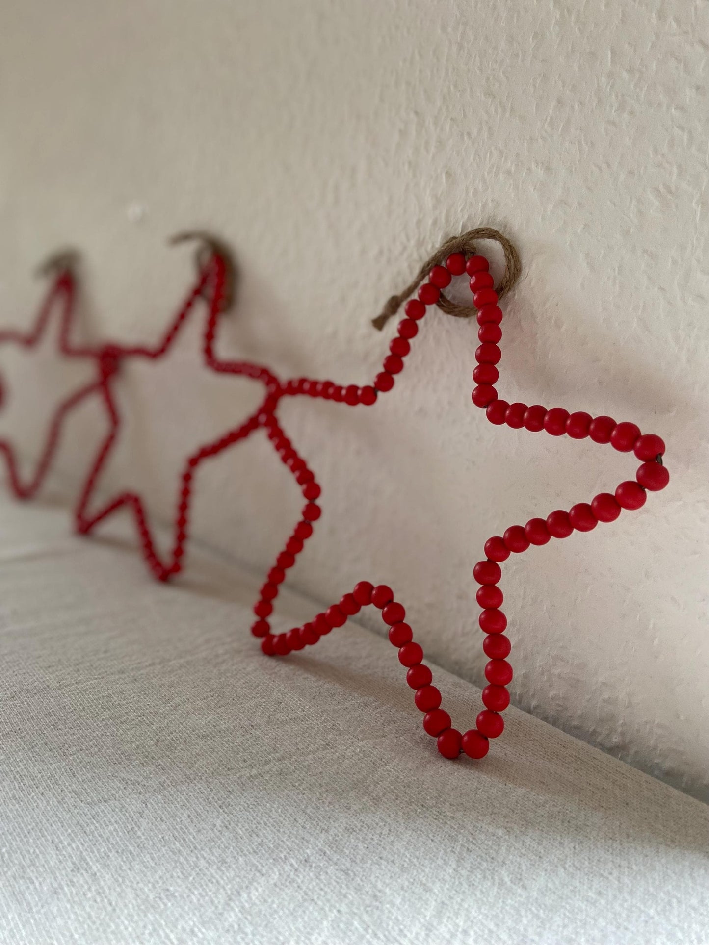 Stern | Holzperlen | Anhänger | Weihnachten | Baumschmuck | Geschenkschmuck | schwarz | Christbaum | Winterdeko | Advent | Skandinsvisch